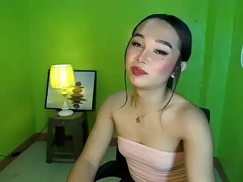 Show modela TsCyra_foxxx na web-kameri