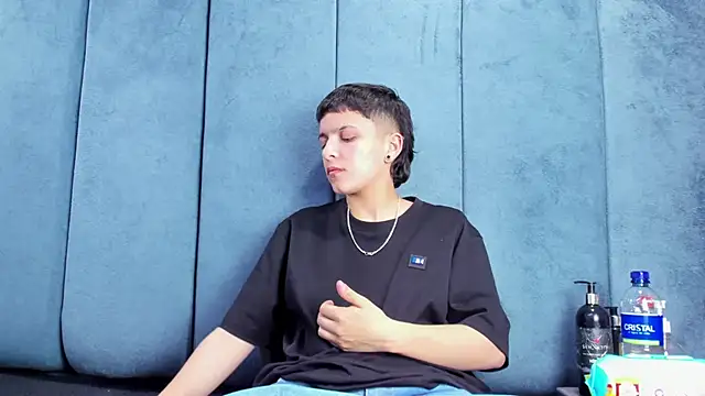 Megan_Thompson_ Live XXX-Chat