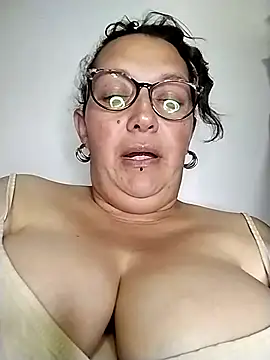 Živý XXX chat _Saraqueen