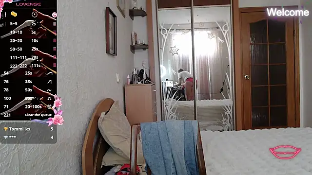 Yevgeshka-Milashka Live XXX-chat