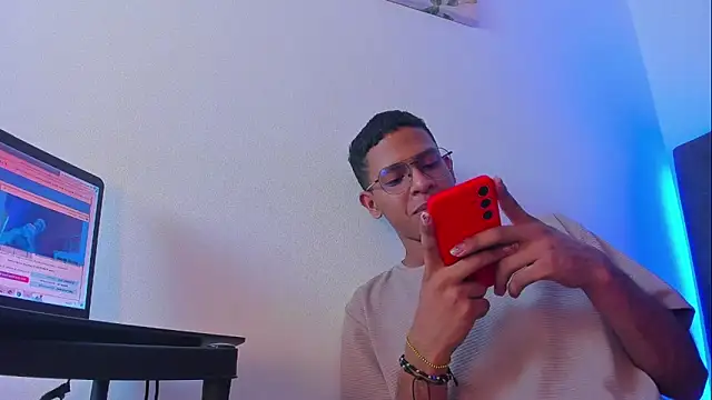 Онлайн чат XXX TurnerBBC1