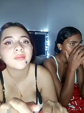 Chloe_Sky_love – Live XXX-chat