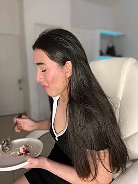 julieta_jhonss Chat XXX live