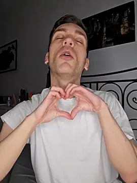 Show modela nickdtr23 na web-kameri