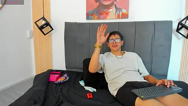 แชท XXX สดของ Evie_demn