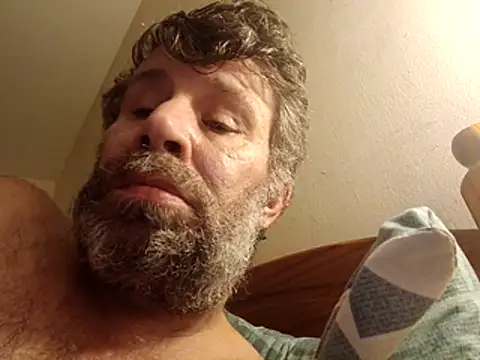 Show modela stud2512 na web-kameri