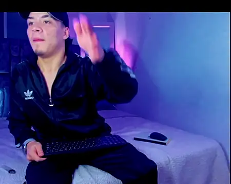 Show modela alex_and_christhoper na web-kameri