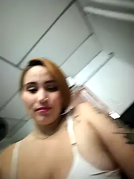 Baby_hornyJM লাইভ XXX চ্যাট