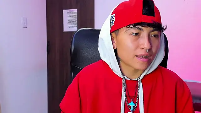 Czat XXX na żywo – Im_Mathias