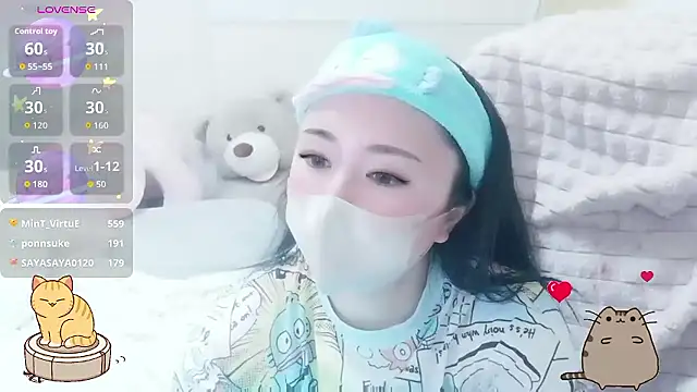 Chat +18 de Hibikiii_ ao vivo