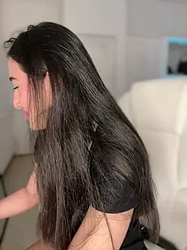 Chat +18 de julieta_jhonss ao vivo