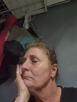 Živý XXX chat SultrySummer68