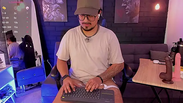 แชท XXX สดของ DaviidEvans_