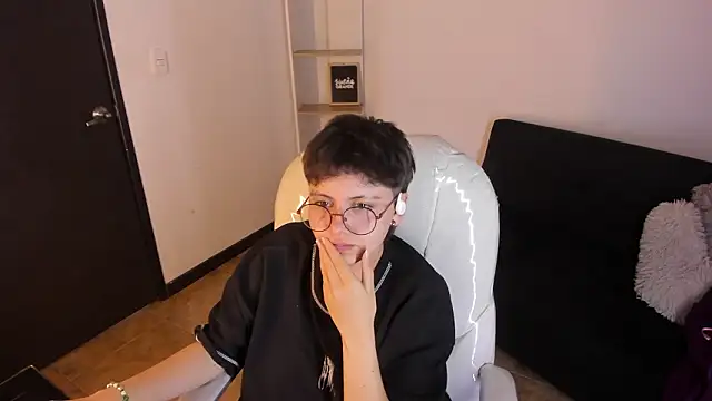 Nathaly_ds: онлайн-секс-чат