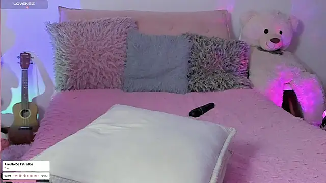 Chat +18 de julieta_cooper20 ao vivo