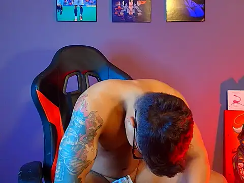 Chat XXX ao vivo de evan_greey