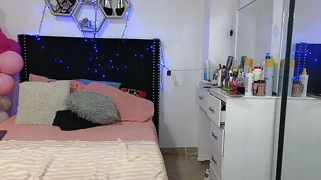 charlotte_077 – Live XXX-chat