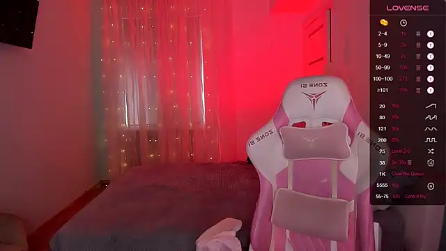 XXX chat uživo modela AnyaTaylor_