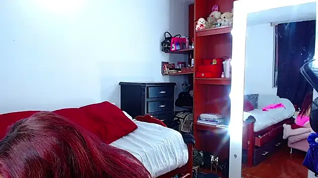 Chat +18 de MariamGray1 ao vivo