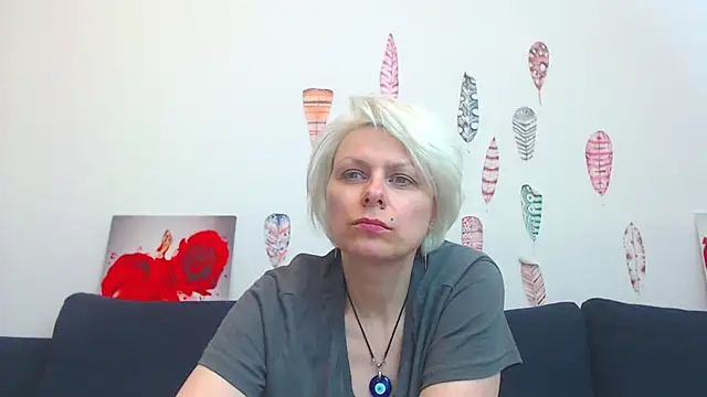 Chat +18 de Playful_Goldie_WOW__ ao vivo