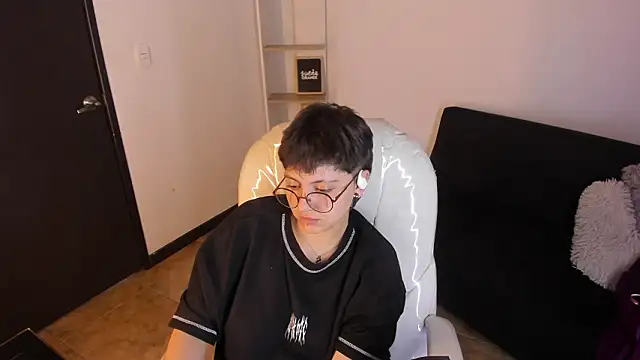 Nathaly_dsのライブXXXチャット