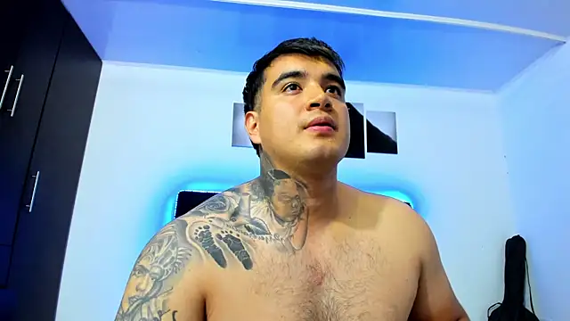 thiago__cp01 Adlı Modelin Canlı XXX Sohbeti