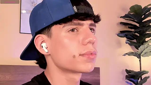 Angel_eros_ Webcam show