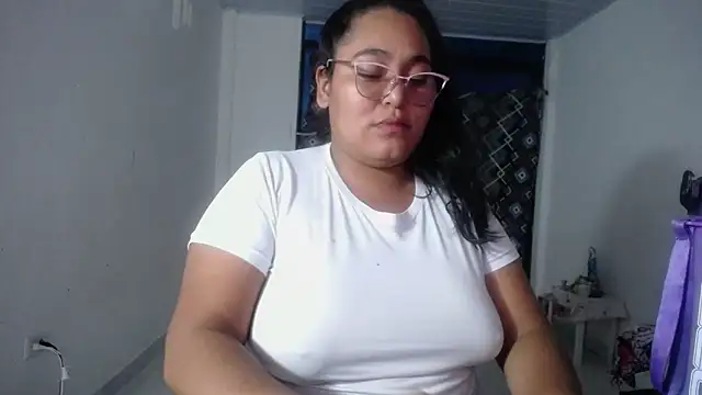 sirena_15 现场XXX聊天