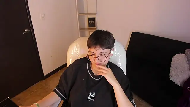 XXX chat uživo modela Nathaly_ds