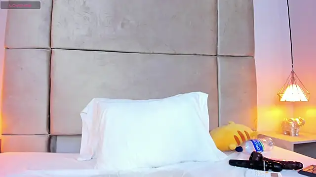 isabel_sofiaan Live XXX chat