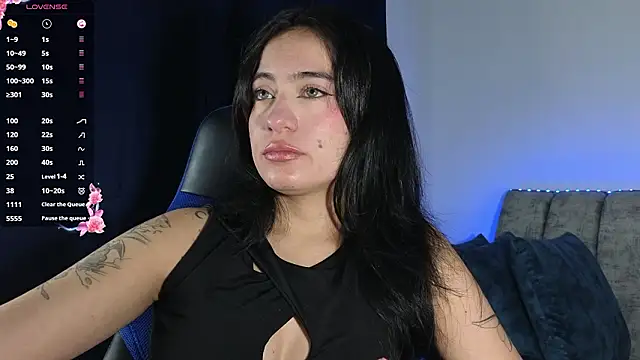 XXX chat uživo modela ZaraDames_