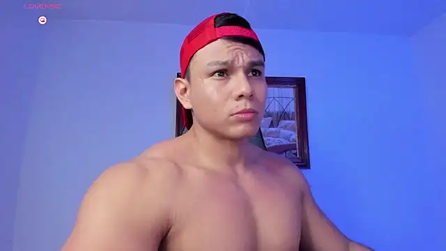 RoyConstance Show in webcam