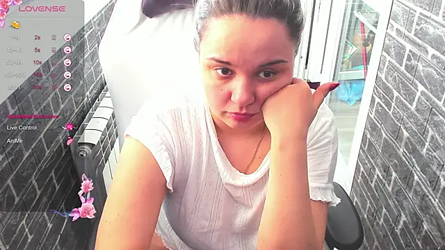 XXX chat uživo modela stasyaSunsine