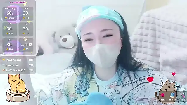 Hibikiii_'s Live XXX Chat