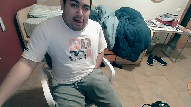 Martigato3 Adlı Modelin Web Kamerası Şovu