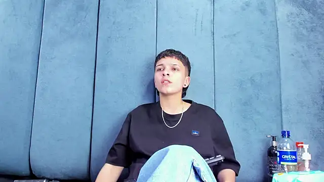 Megan_Thompson_ élő XXX-chatje