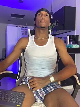 Adam_Byker élő XXX-chatje