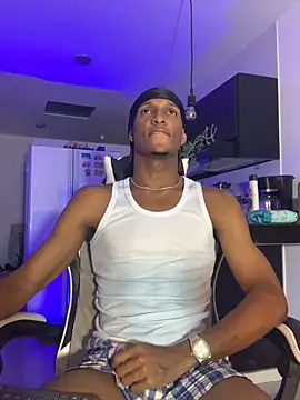 Adam_BykerのライブXXXチャット