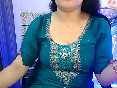 _chitranshi Chat XXX live