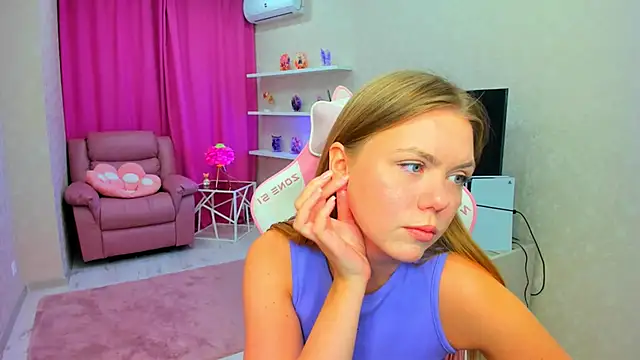 Strawberrye Chat XXX in diretta