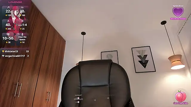 Chat +18 de Natasha_Kiim_ ao vivo