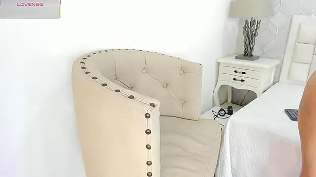 naia_cox élő XXX-chatje