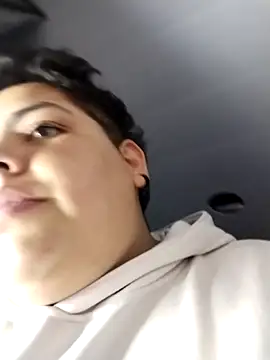 Hailey_Curvyのウェブカメラショー