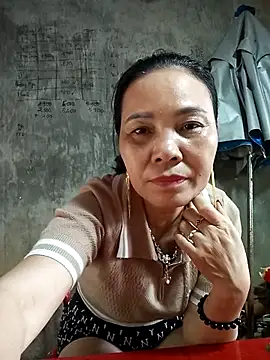 Nuna_689 Show Webcam