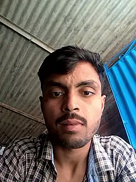 YOUR-LOVER-2 Show in webcam