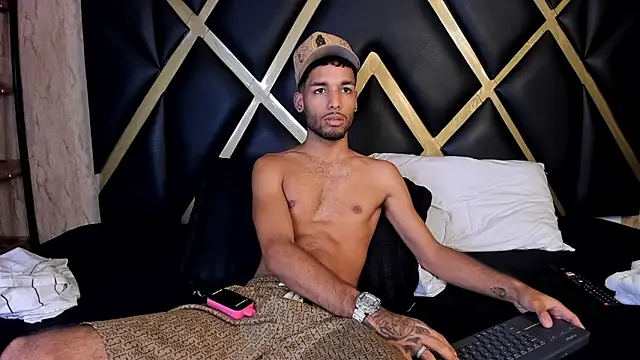 Thiagoferreti – Kamerová šou