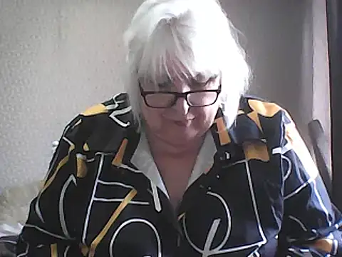 Alexia64231 即時 XXX 聊天