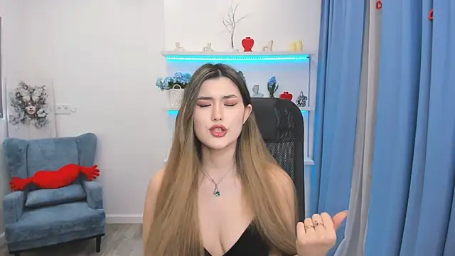 XXX chat uživo modela AnneTLi