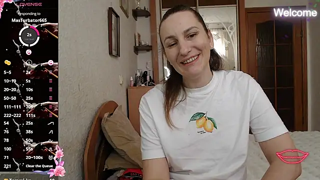 Yevgeshka-Milashka Live XXX-Chat