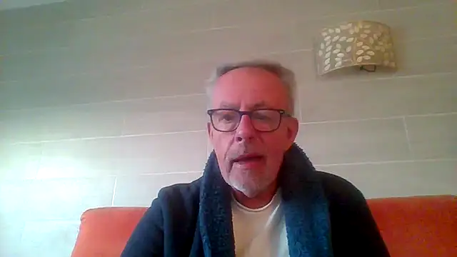 tuggy59: διαδικτυακό σόου στην κάμερα